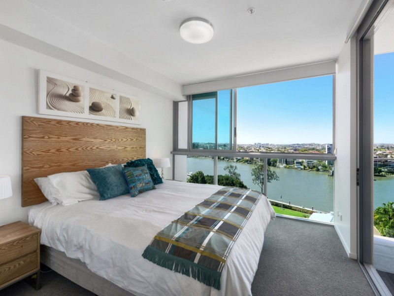 1007/18 Thorn Street, Kangaroo Point QLD 4169