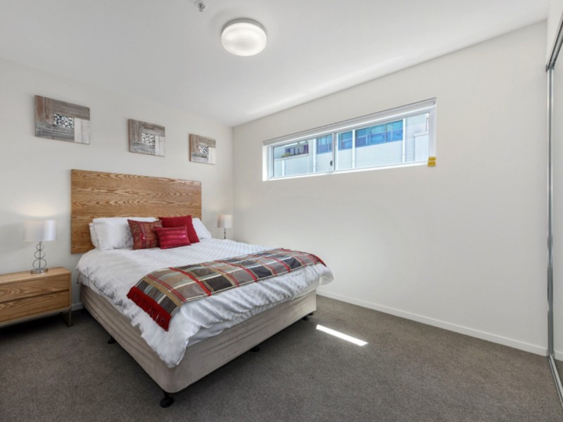 1007/18 Thorn Street, Kangaroo Point QLD 4169