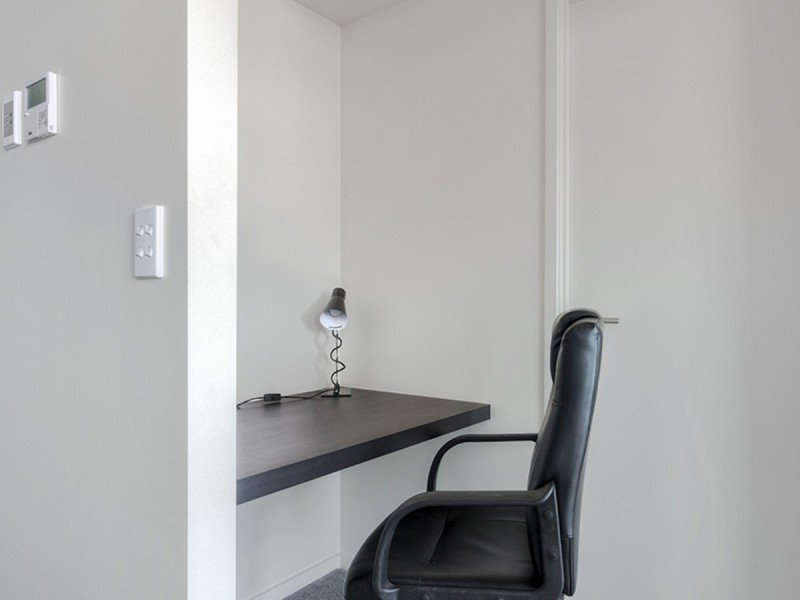 1007/18 Thorn Street, Kangaroo Point QLD 4169