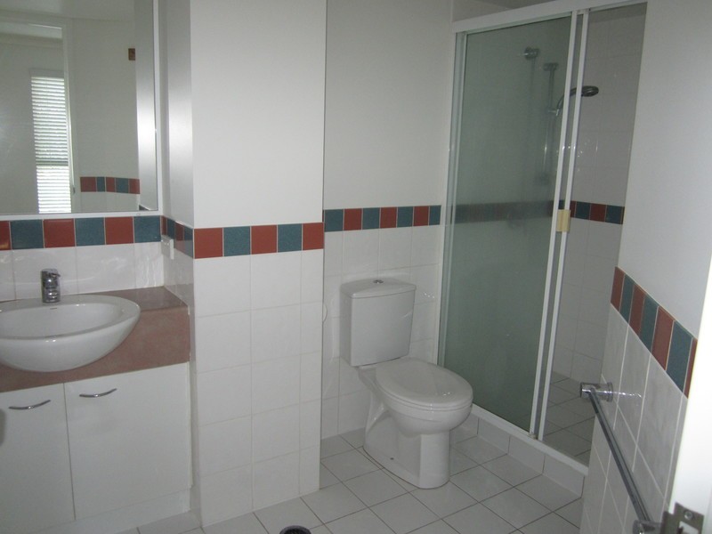 2/33 Sargent Street, New Farm QLD 4005