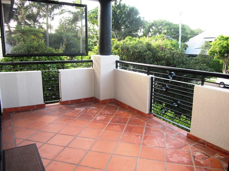 2/33 Sargent Street, New Farm QLD 4005