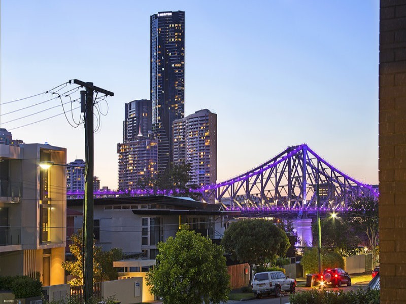 2/24 Moray Street, New Farm QLD 4005