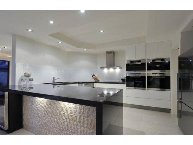 8 Beaufort Lane, Clayfield QLD 4011