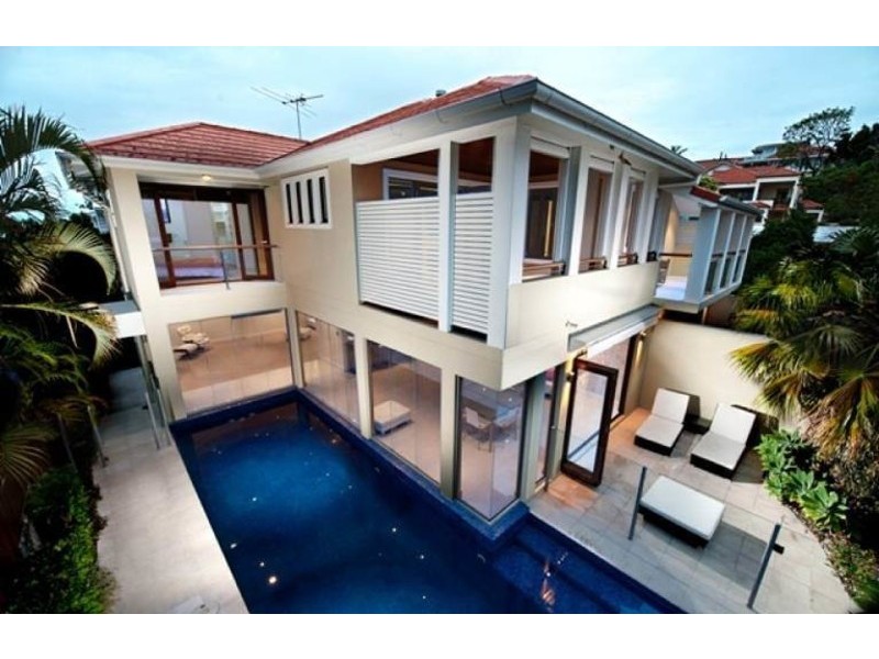 8 Beaufort Lane, Clayfield QLD 4011