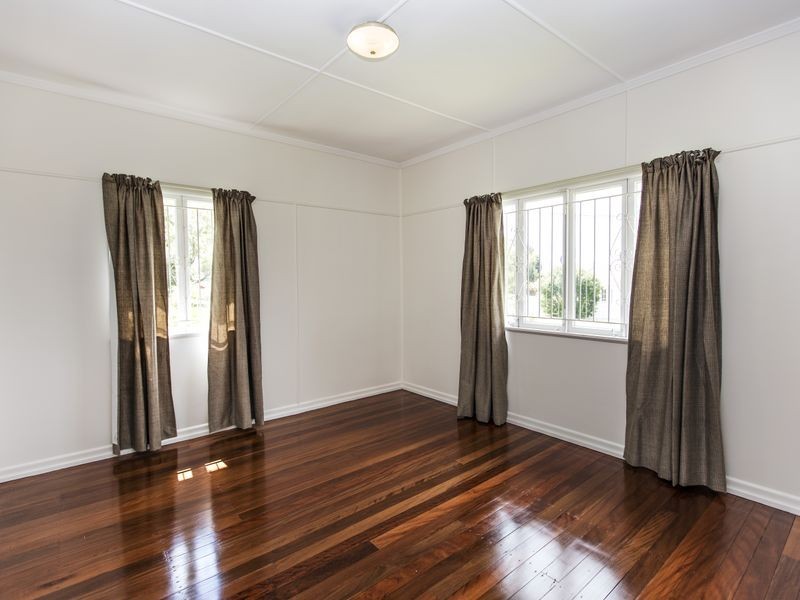 7 Sector Street, Coorparoo QLD 4151