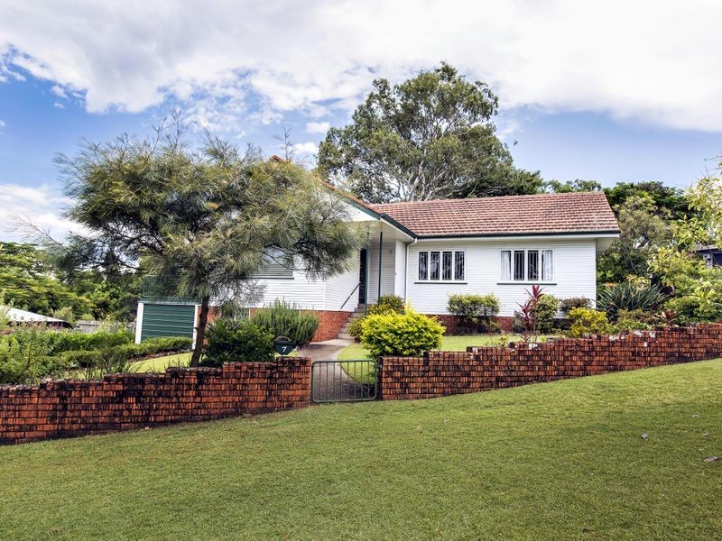 7 Sector Street, Coorparoo QLD 4151