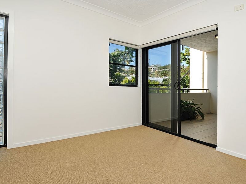 4/120 Commercial Road, Teneriffe QLD 4005