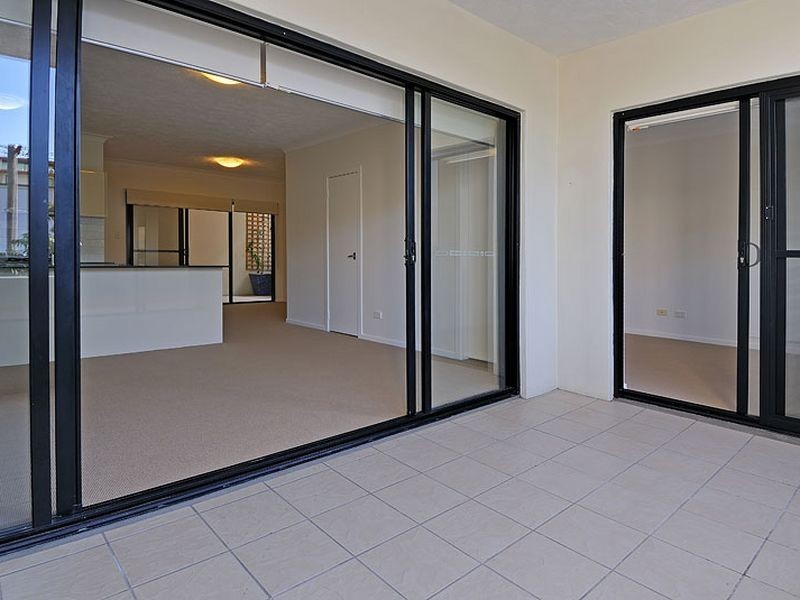 4/120 Commercial Road, Teneriffe QLD 4005