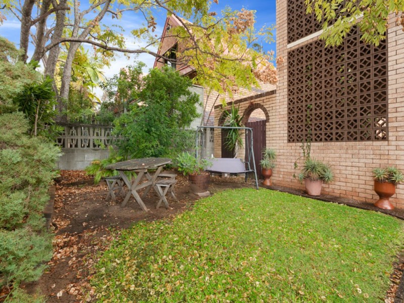 2/90 Harcourt Street, New Farm QLD 4005