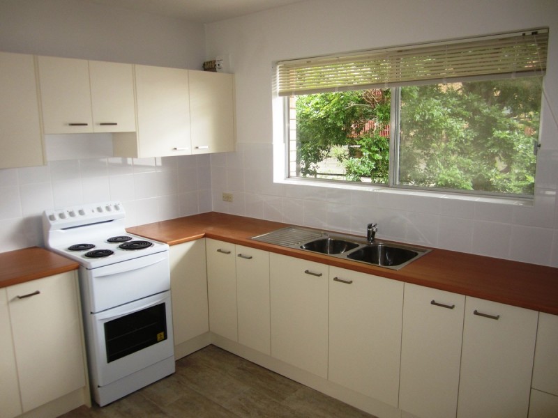 2/120 Langshaw Street, New Farm QLD 4005