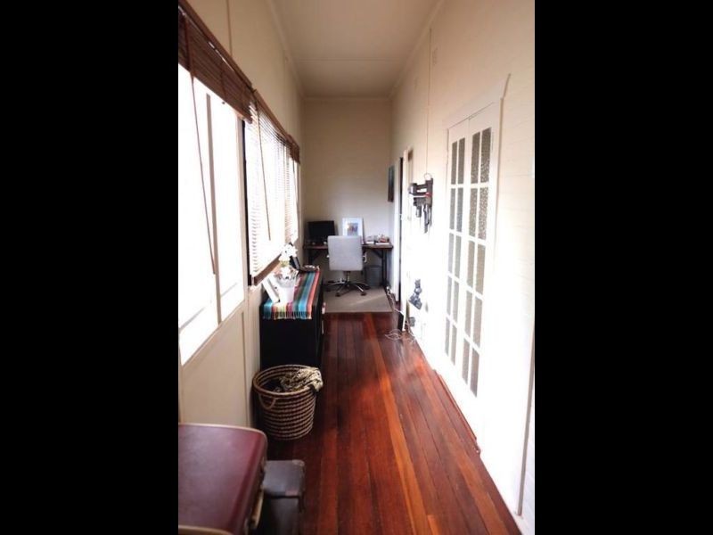 8/111 Merthyr Road, New Farm QLD 4005