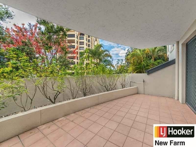 2/240 Wellington Road, Kangaroo Point QLD 4169