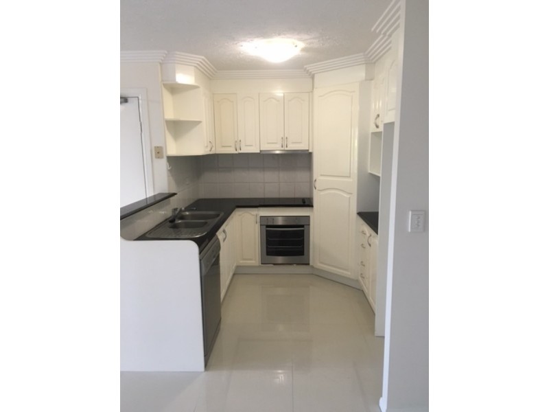 2/240 Wellington Road, Kangaroo Point QLD 4169