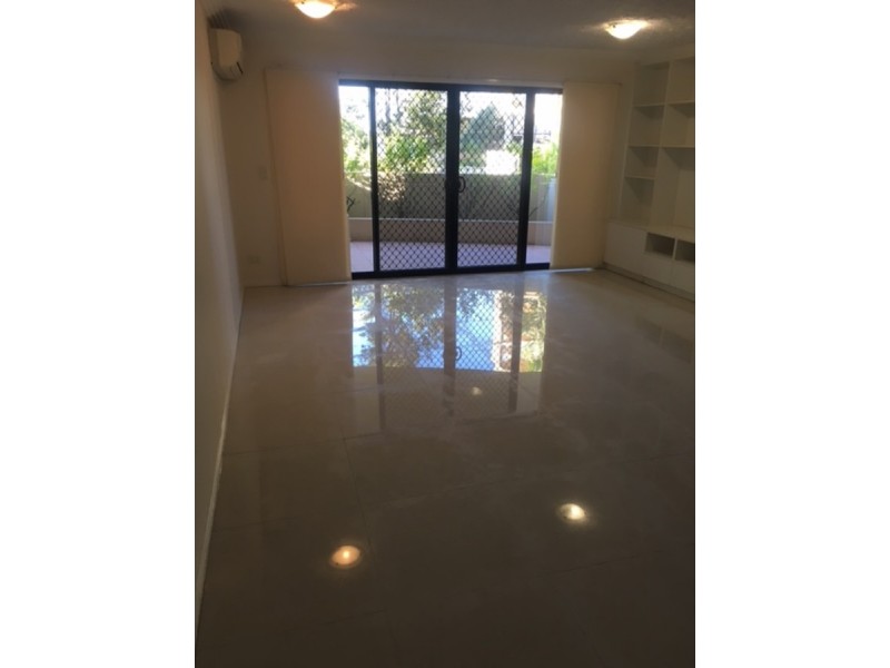 2/240 Wellington Road, Kangaroo Point QLD 4169