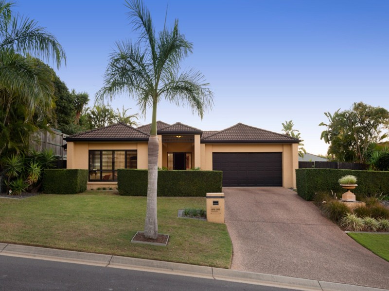 11 Ellerwood Place, Sinnamon Park QLD 4073