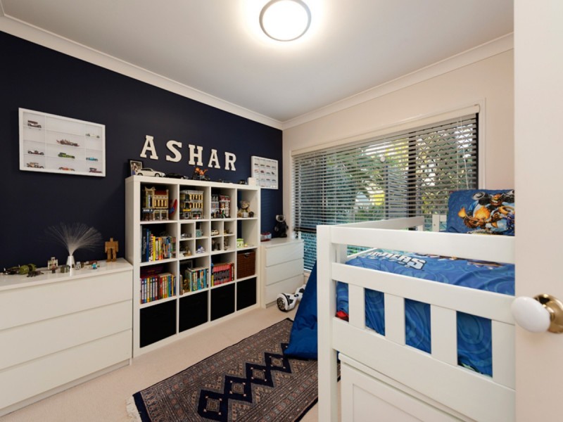 11 Ellerwood Place, Sinnamon Park QLD 4073