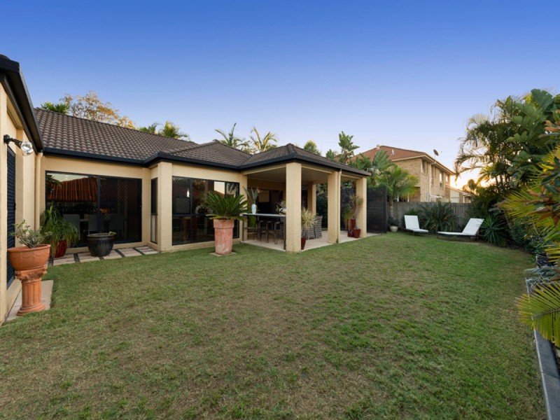 11 Ellerwood Place, Sinnamon Park QLD 4073