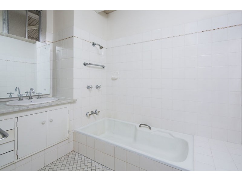 1/24 Moray Street, New Farm QLD 4005