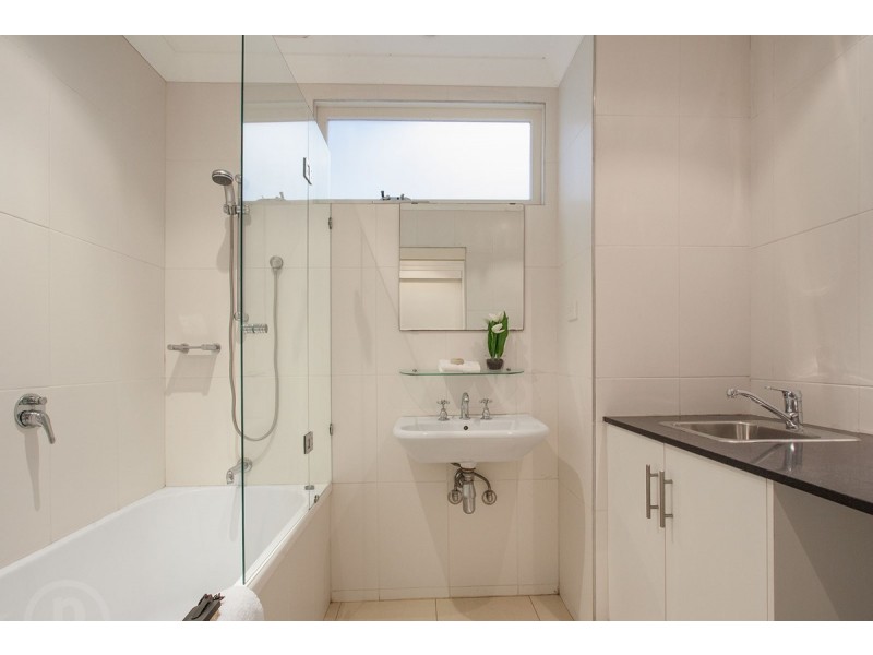 141 Merthyr Road, New Farm QLD 4005