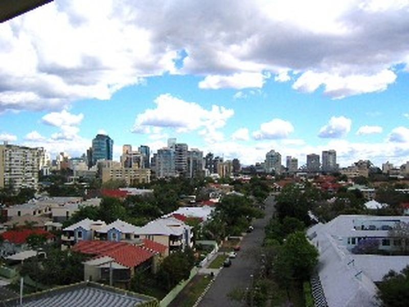 15/102 Oxlade Drive, New Farm QLD 4005