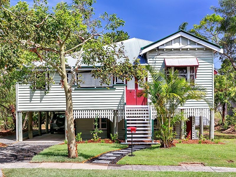 298 Fairfield Road, Yeronga QLD 4104