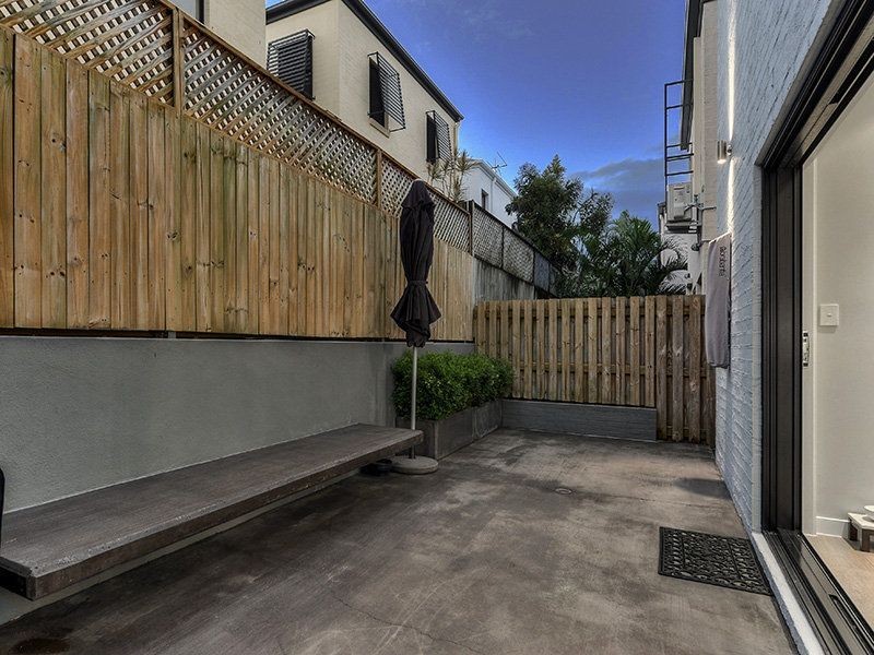 12 Blythe Street, Kelvin Grove QLD 4059