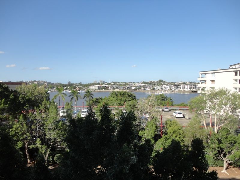 108/54 Vernon Terrace, Teneriffe QLD 4005