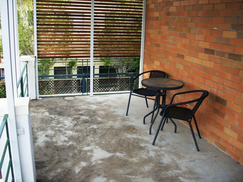 6/24 Hazlewood Street, New Farm QLD 4005