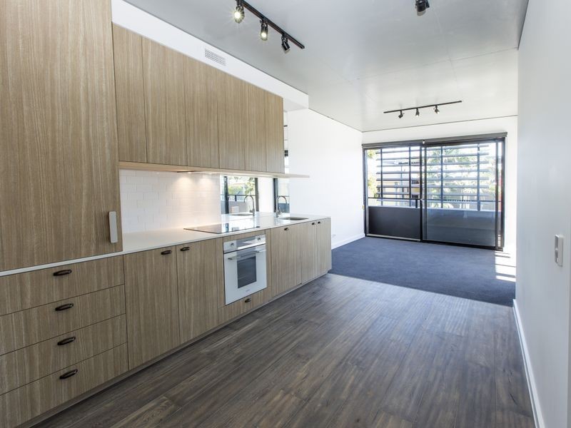 102/31 Bank Street, West End QLD 4101