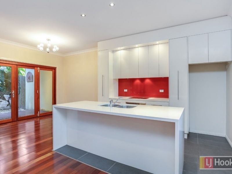 2/6 Sargent  Street, New Farm QLD 4005