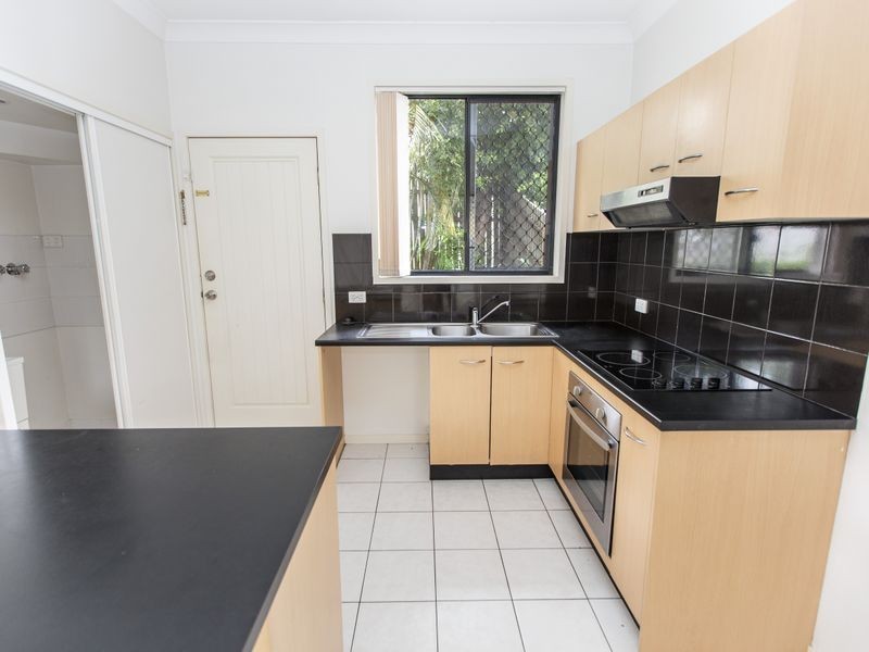 2/4 Clydesdale Avenue, Annerley QLD 4103