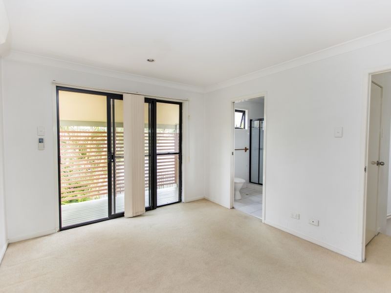 2/4 Clydesdale Avenue, Annerley QLD 4103