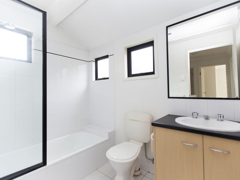 2/4 Clydesdale Avenue, Annerley QLD 4103