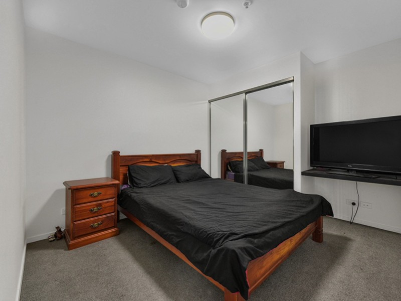 805/18 Thorn Street, Kangaroo Point QLD 4169