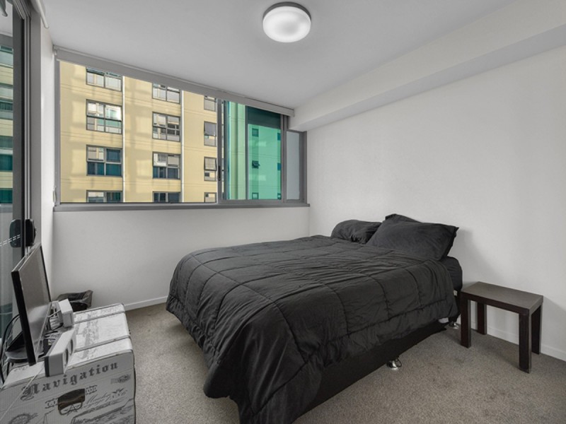 805/18 Thorn Street, Kangaroo Point QLD 4169