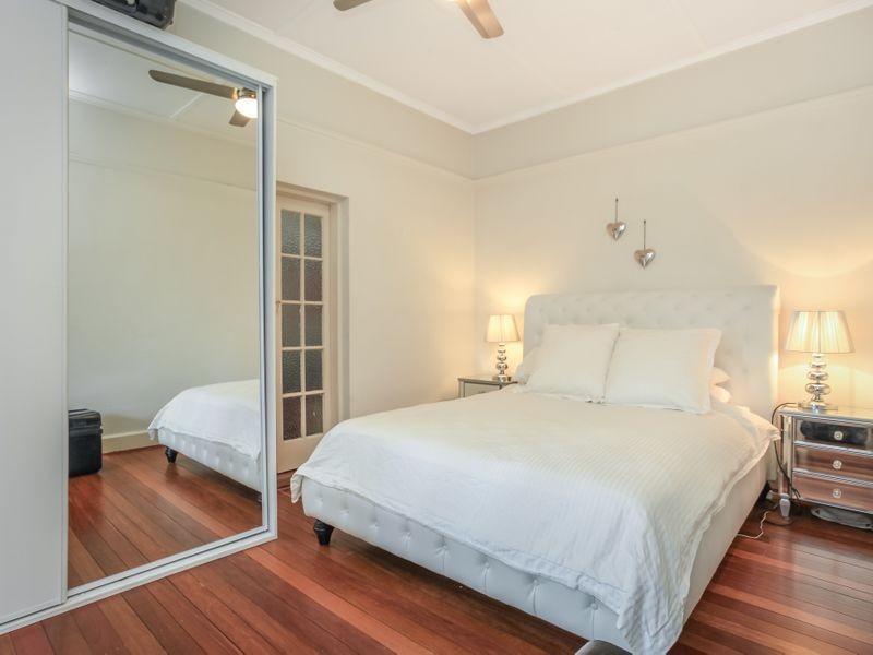 9/111 Merthyr Road, New Farm QLD 4005