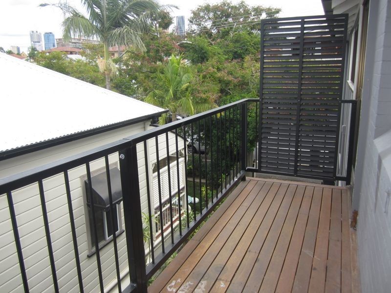 9/111 Merthyr Road, New Farm QLD 4005