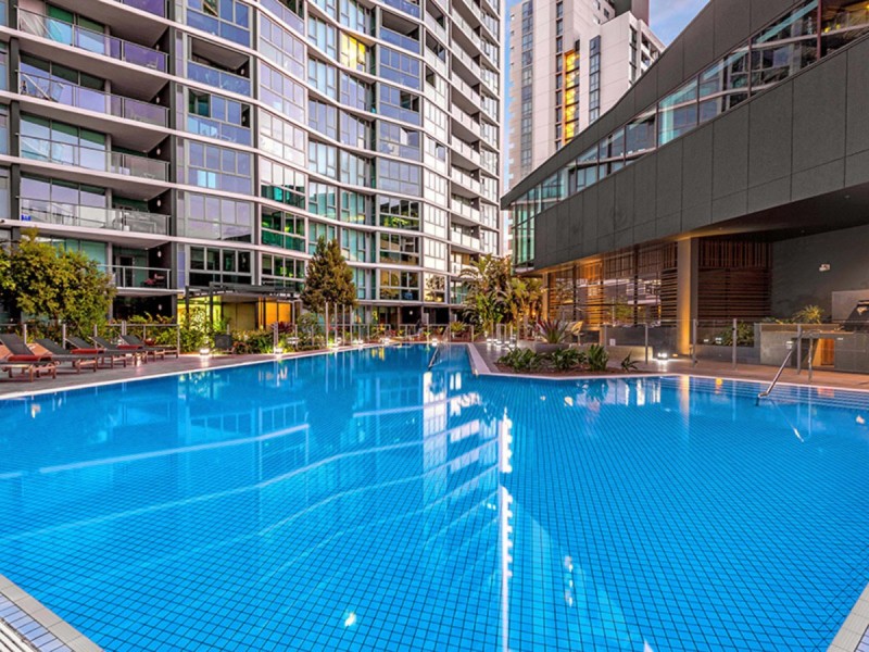 21409/8 Hercules Street, Hamilton QLD 4007