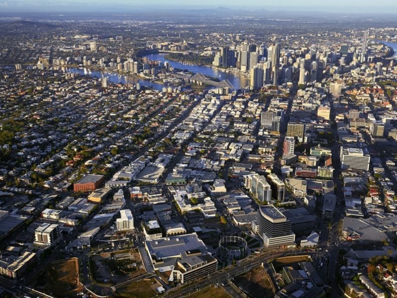 10 Stratton Street, Newstead QLD 4006