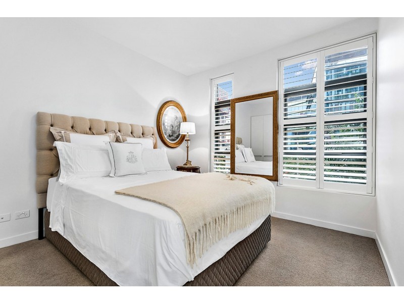 82/27 Cunningham Street, Newstead QLD 4006