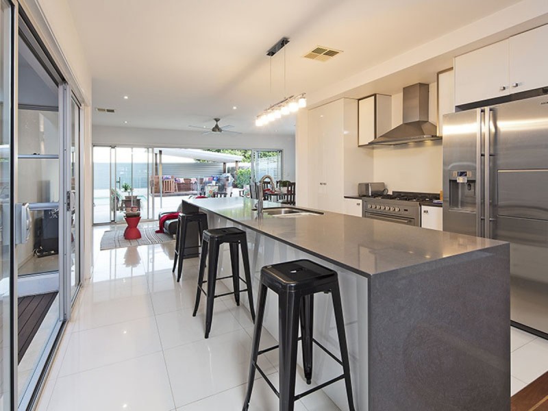 30 Mein Street, Hendra QLD 4011