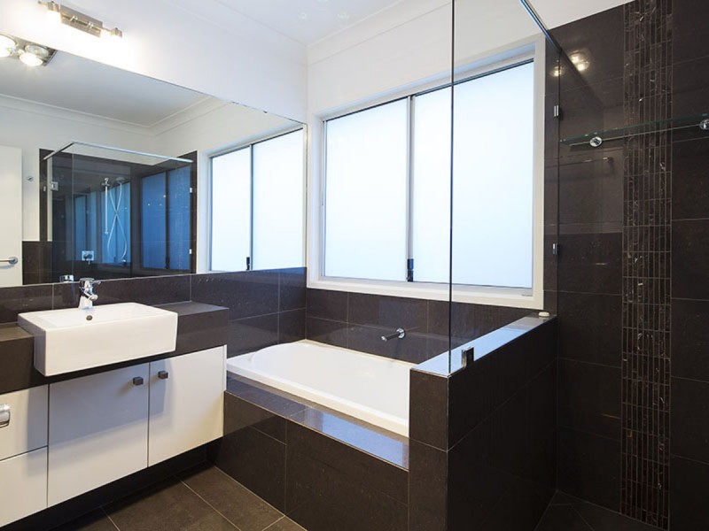 30 Mein Street, Hendra QLD 4011