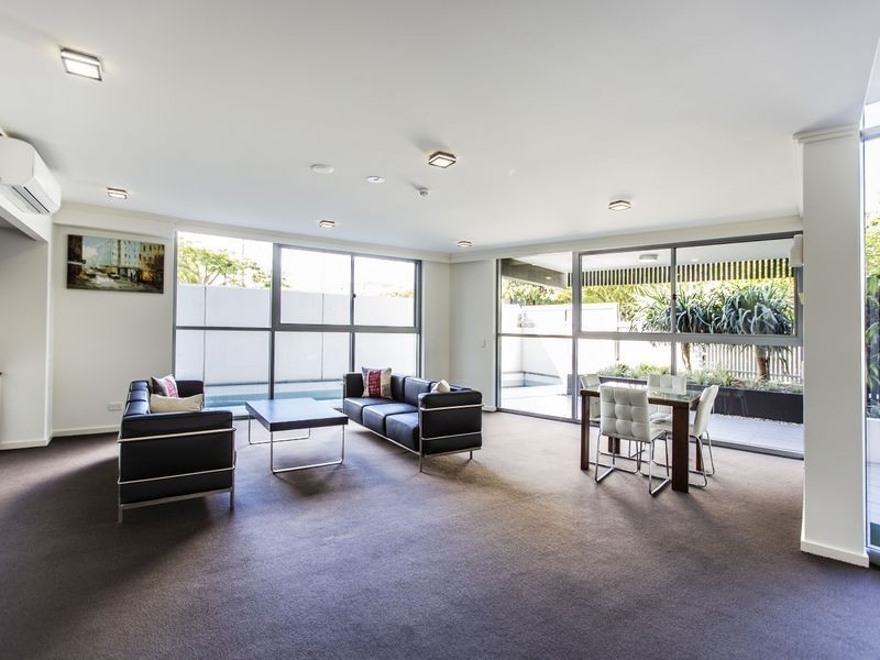 13/75 Barker Street, New Farm QLD 4005