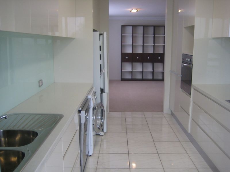 10/145 Moray Street, New Farm QLD 4005