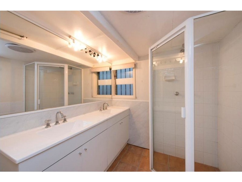 152 Sydney Street, New Farm QLD 4005