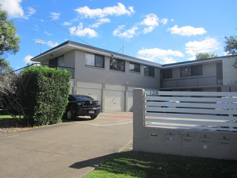2/128 Allen Street, Hamilton QLD 4007