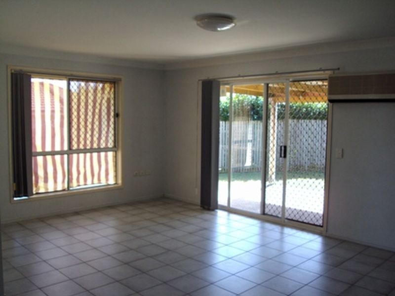 10 Grevillea Crescent, Calamvale QLD 4116