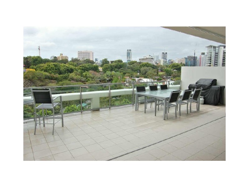 7028/7 Parkland Boulevard, Brisbane QLD 4000