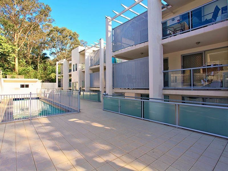 102-108 Nicholson Street, Greenslopes QLD 4120