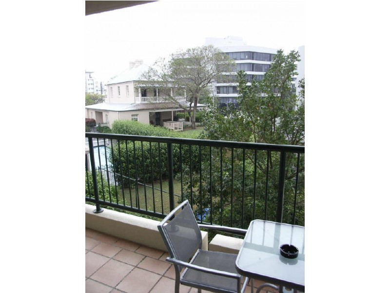Milton QLD 4064